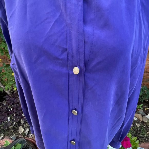 New~"Investments" Size Large Blouse - Picture 7 of 16